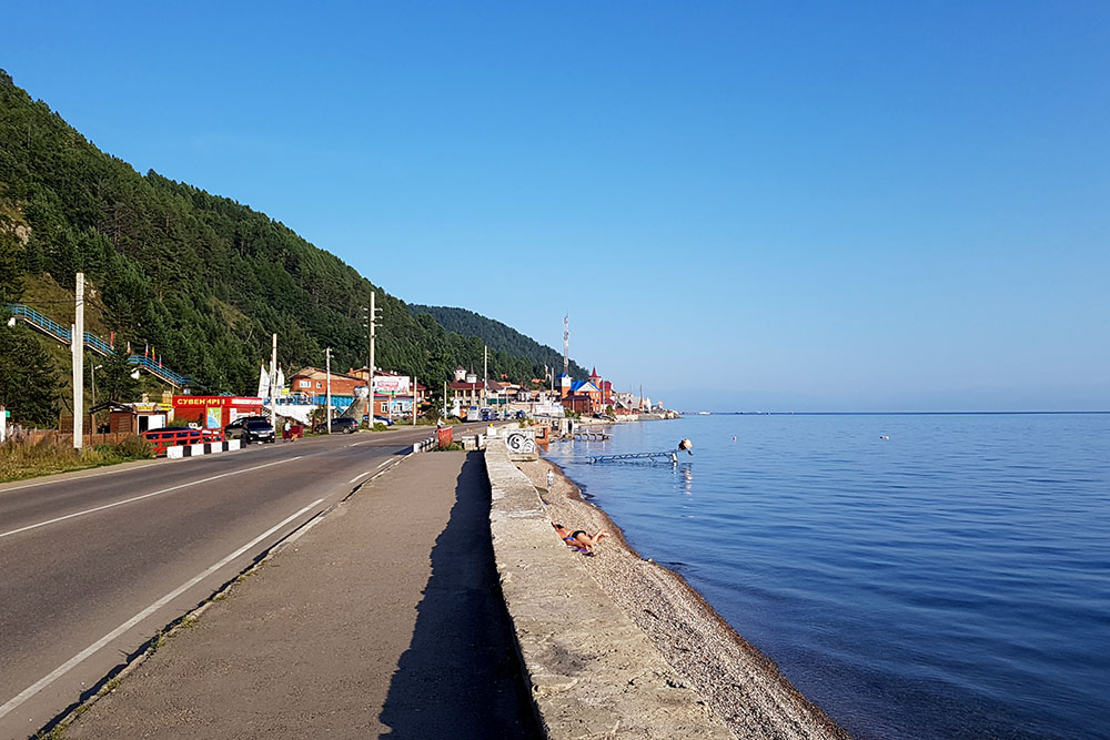 Die Uferpromenade von Listwjanka